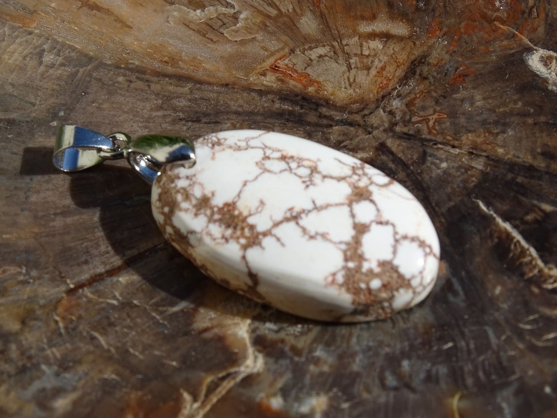 Pendentif Magnésite - Pendentifs - Colibri Minéraux et Bien-être