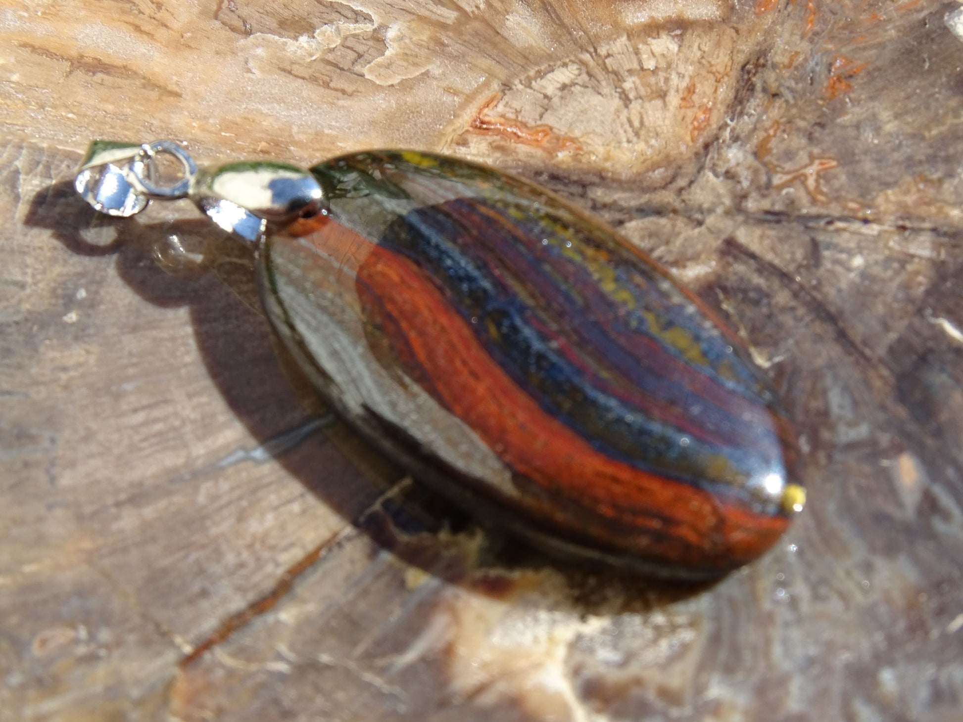 Pendentif Oeil de Fer - Pendentifs - Colibri Minéraux et Bien-être