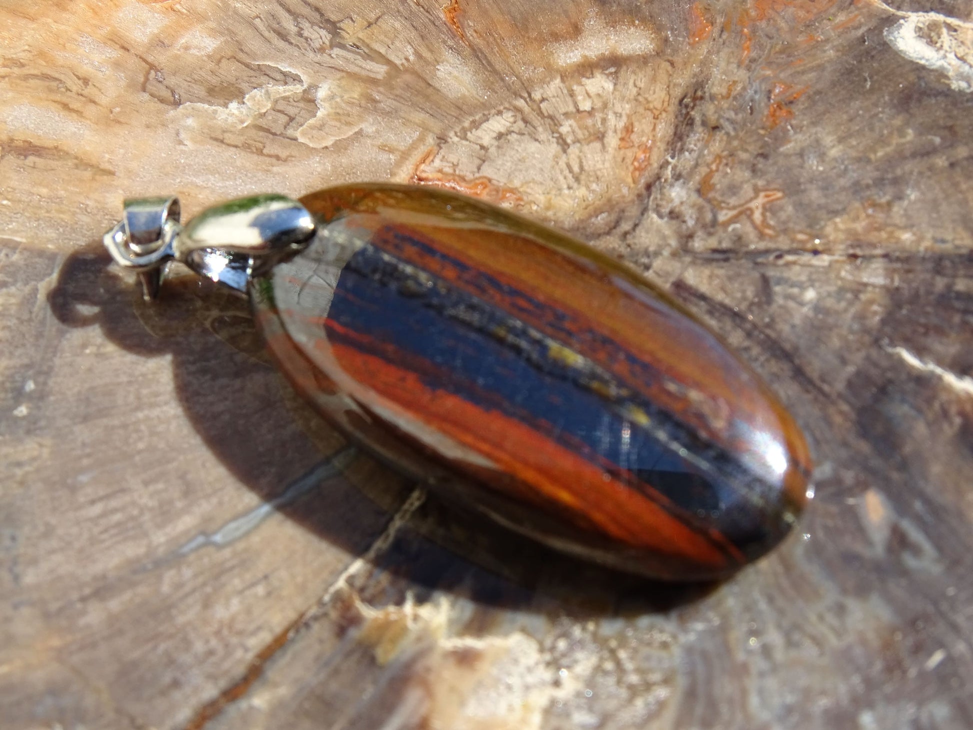 Pendentif Oeil de Fer - Pendentifs - Colibri Minéraux et Bien-être