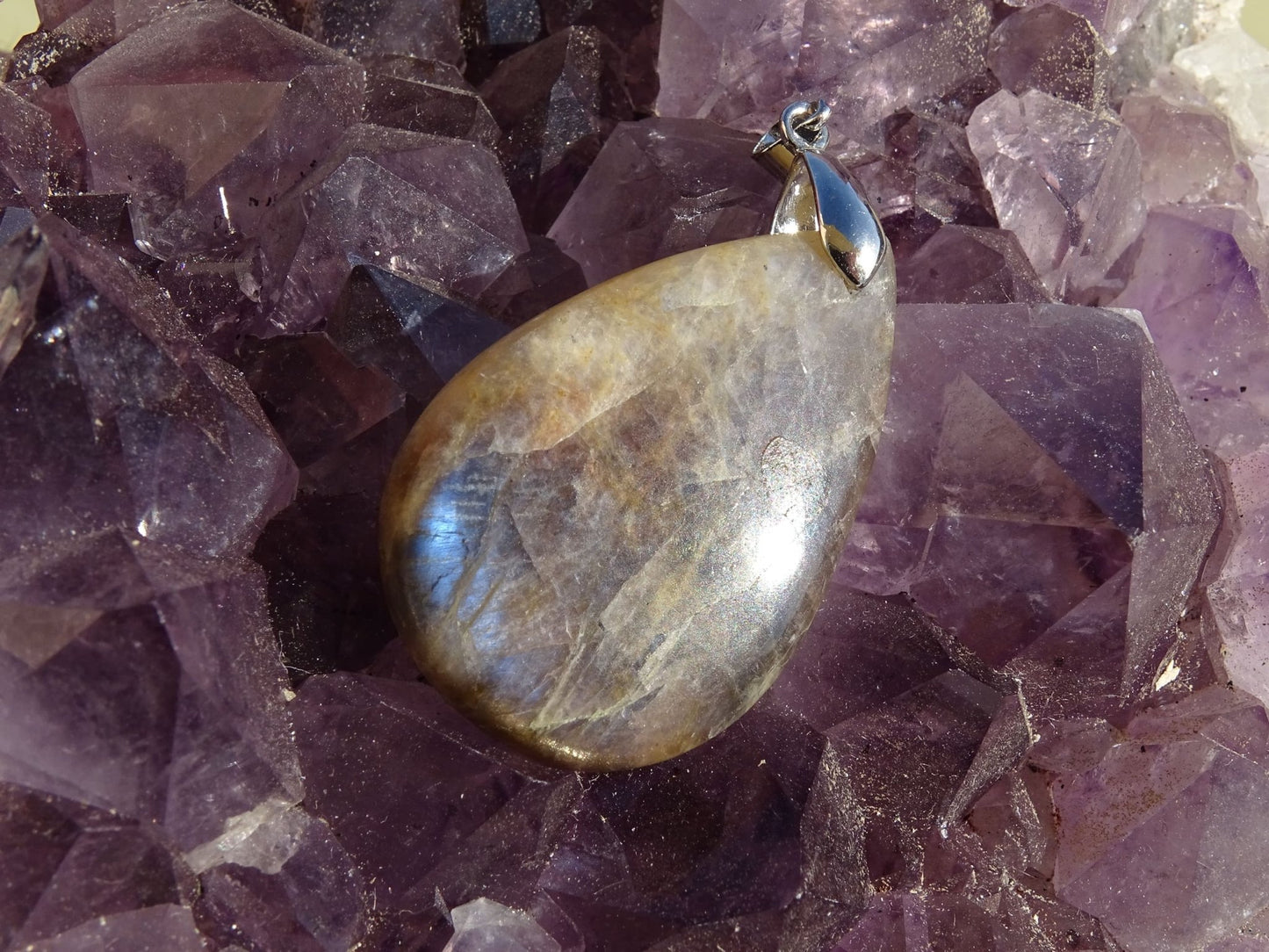 Pendentif Pierre de Lune Noire Bleutée - Pendentifs - Colibri Minéraux et Bien-être