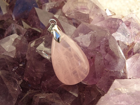 Pendentif Quartz Rose - Pendentifs - Colibri Minéraux et Bien-être