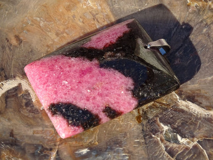 Pendentif Rhodonite - Pendentifs - Colibri Minéraux et Bien-être