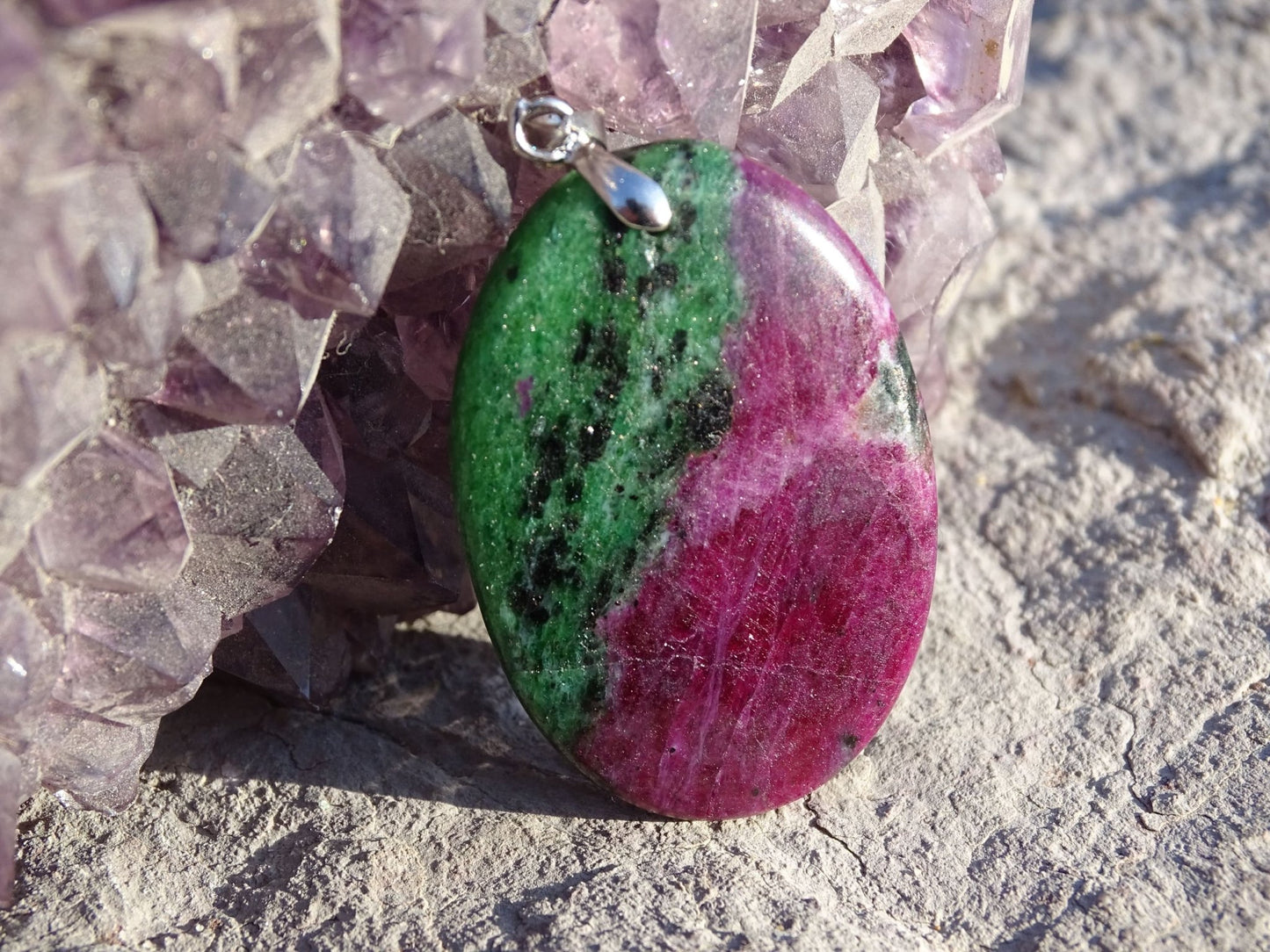 Pendentif Rubis Zoïsite - Pendentifs - Colibri Minéraux et Bien-être