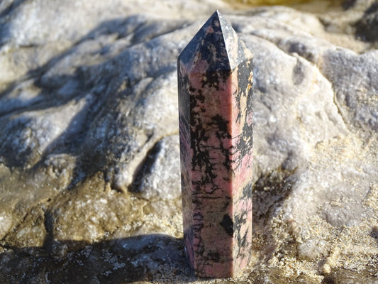 Rhodonite Prisme - Pierres - Colibri Minéraux et Bien-être