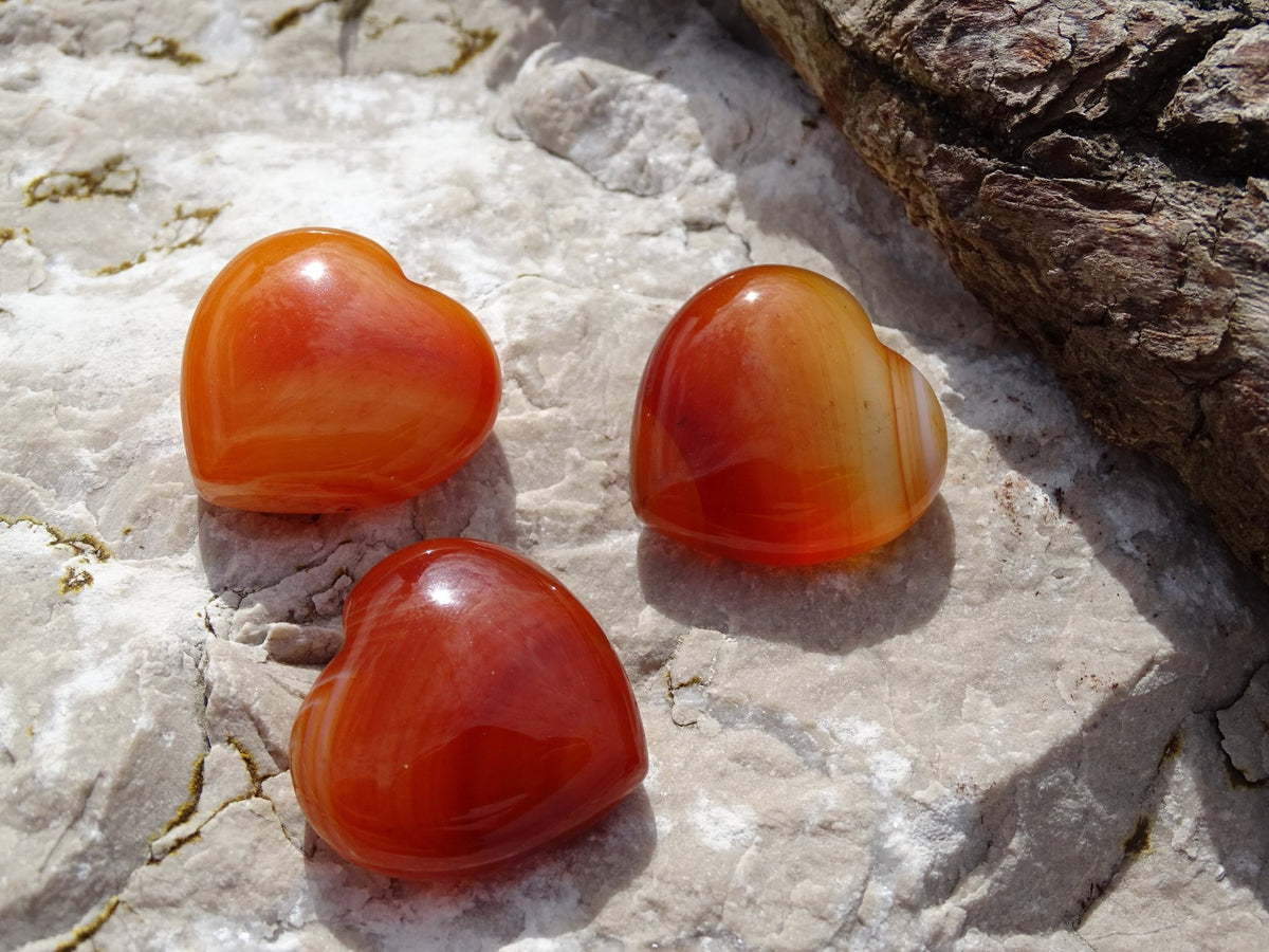 Agate Rouge Coeur - Pierres - Colibri Minéraux et Bien-être