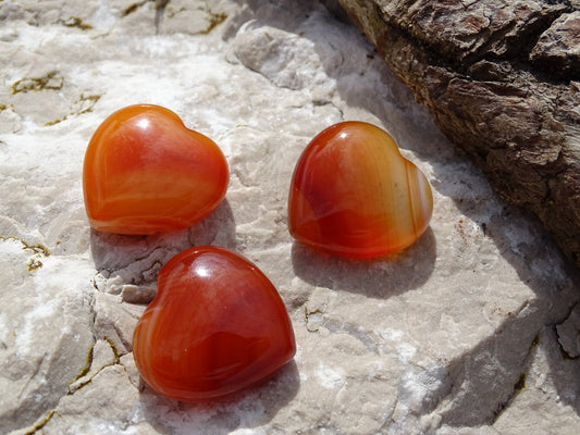 Agate Rouge Coeur - Pierres - Colibri Minéraux et Bien-être