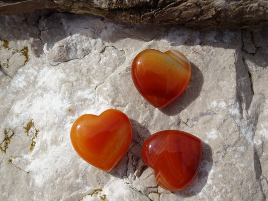 Agate Rouge Coeur - Pierres - Colibri Minéraux et Bien-être