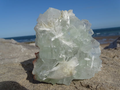 Apophyllite Verte et Scolécite - Cristaux - Colibri Minéraux et Bien-être