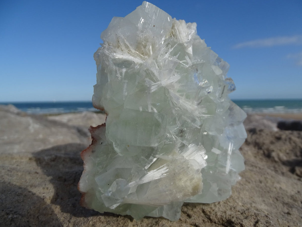Apophyllite Verte et Scolécite - Cristaux - Colibri Minéraux et Bien-être