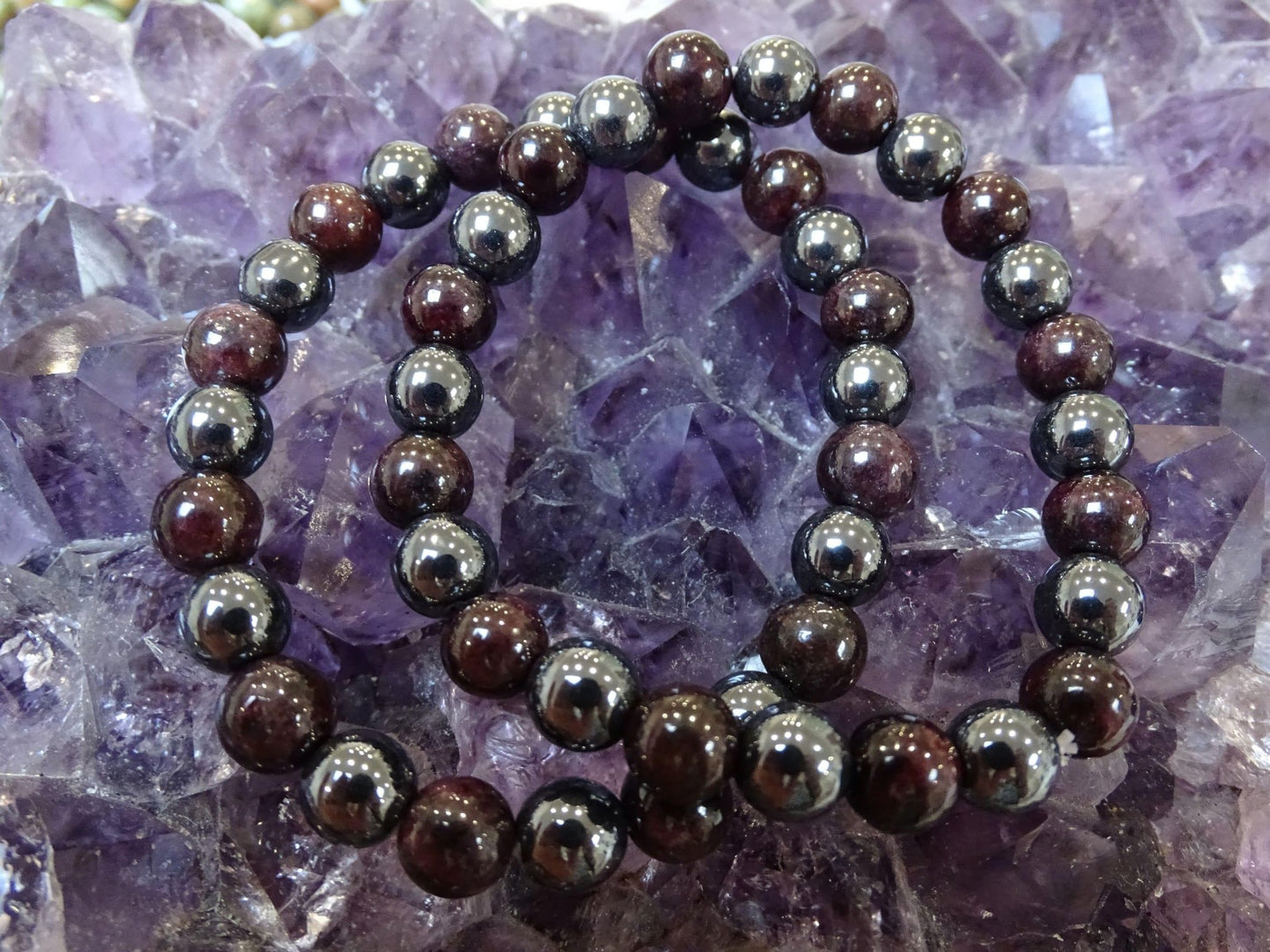 Bracelet Grenat Rouge et Hématite - Bracelets - Colibri Minéraux et Bien-être