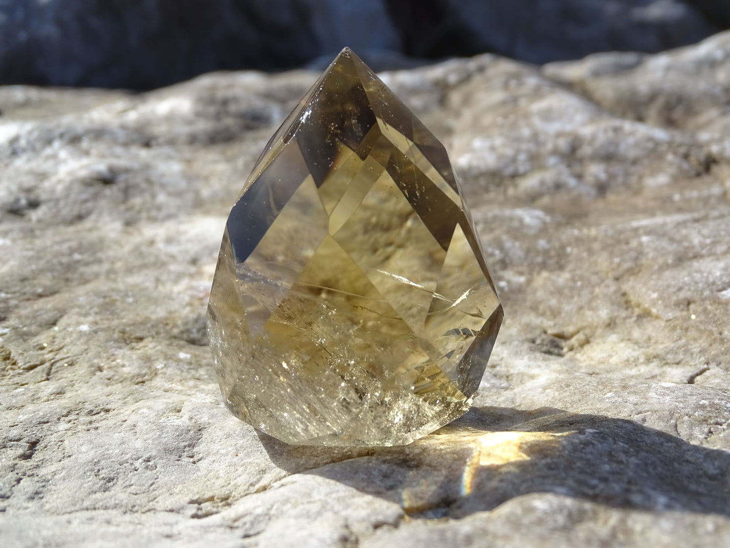 Citrine - Cristaux - Colibri Minéraux et Bien-être