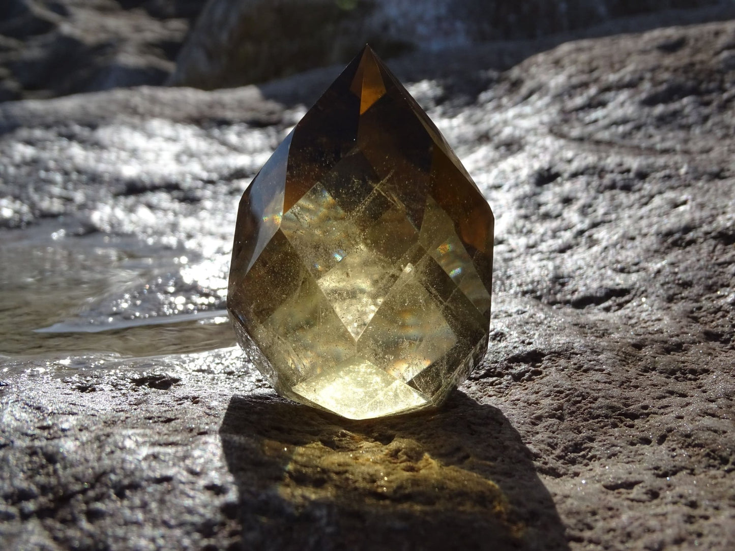 Citrine - Cristaux - Colibri Minéraux et Bien-être