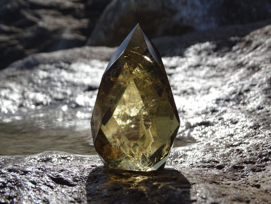 Citrine traces de fantôme - Cristaux - Colibri Minéraux et Bien-être