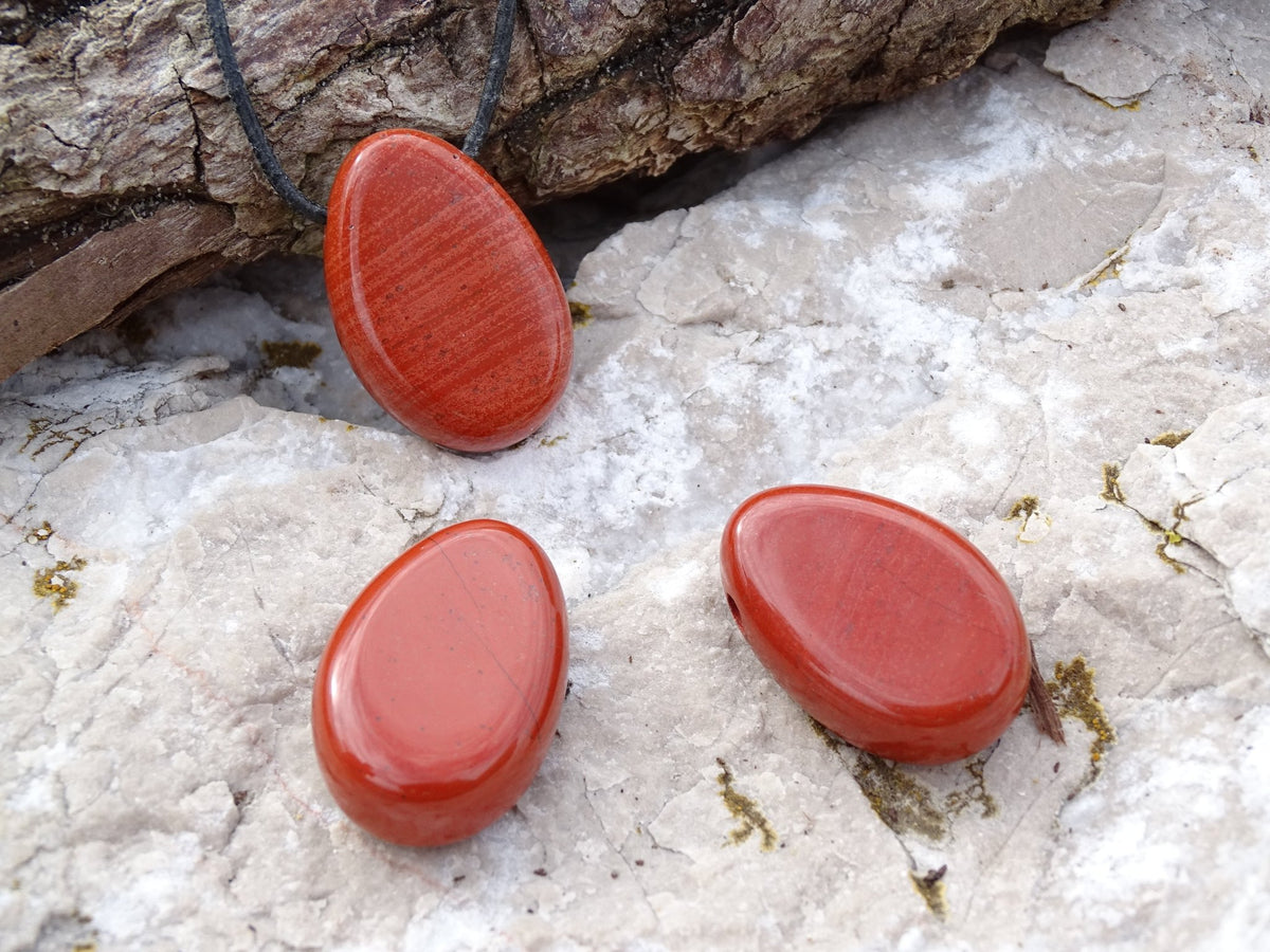 Pendentif Jaspe Rouge - Pendentifs - Colibri Minéraux et Bien-être
