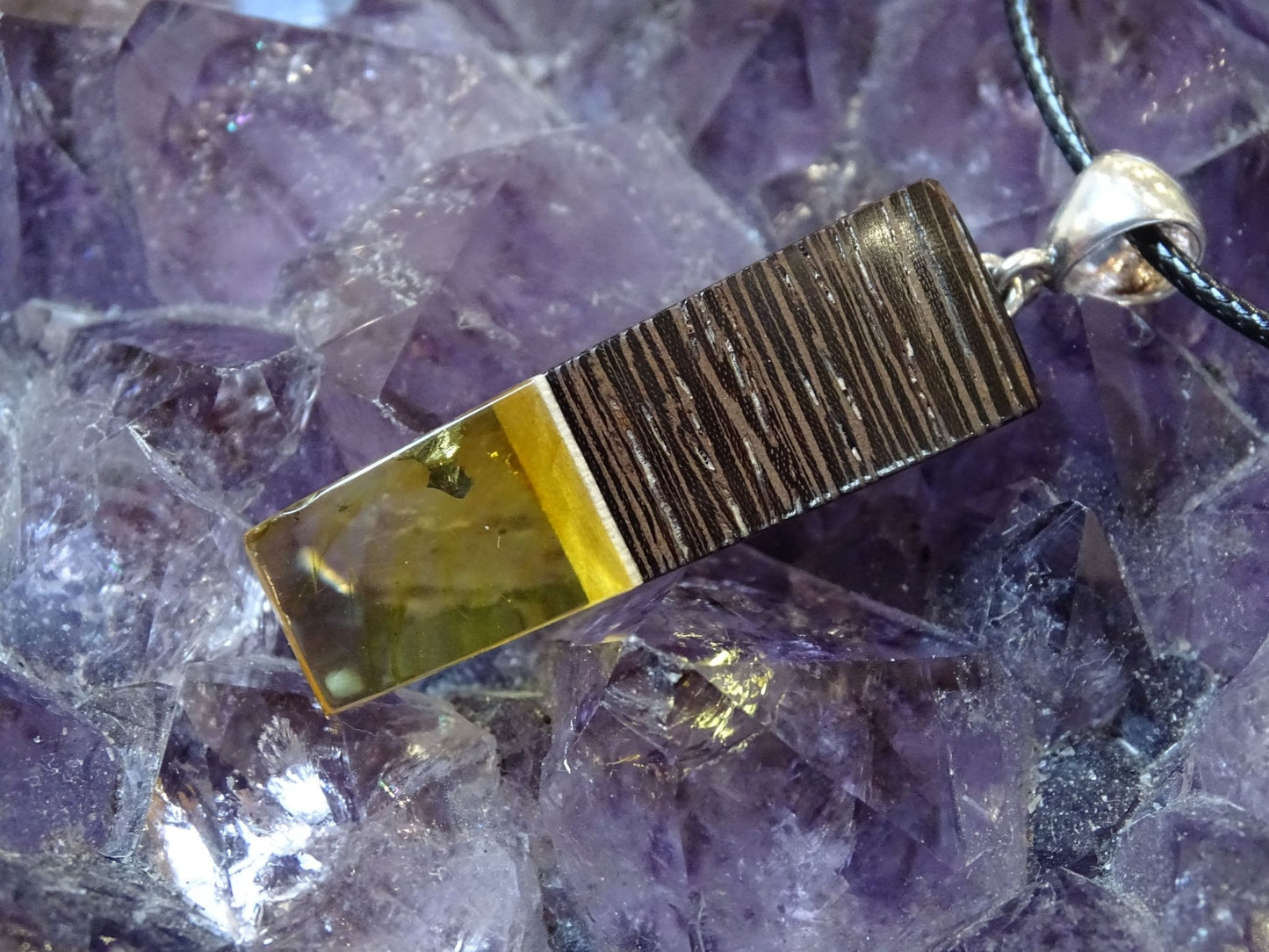 Pendentif Ambre Bois - Pendentifs - Colibri Minéraux et Bien-être