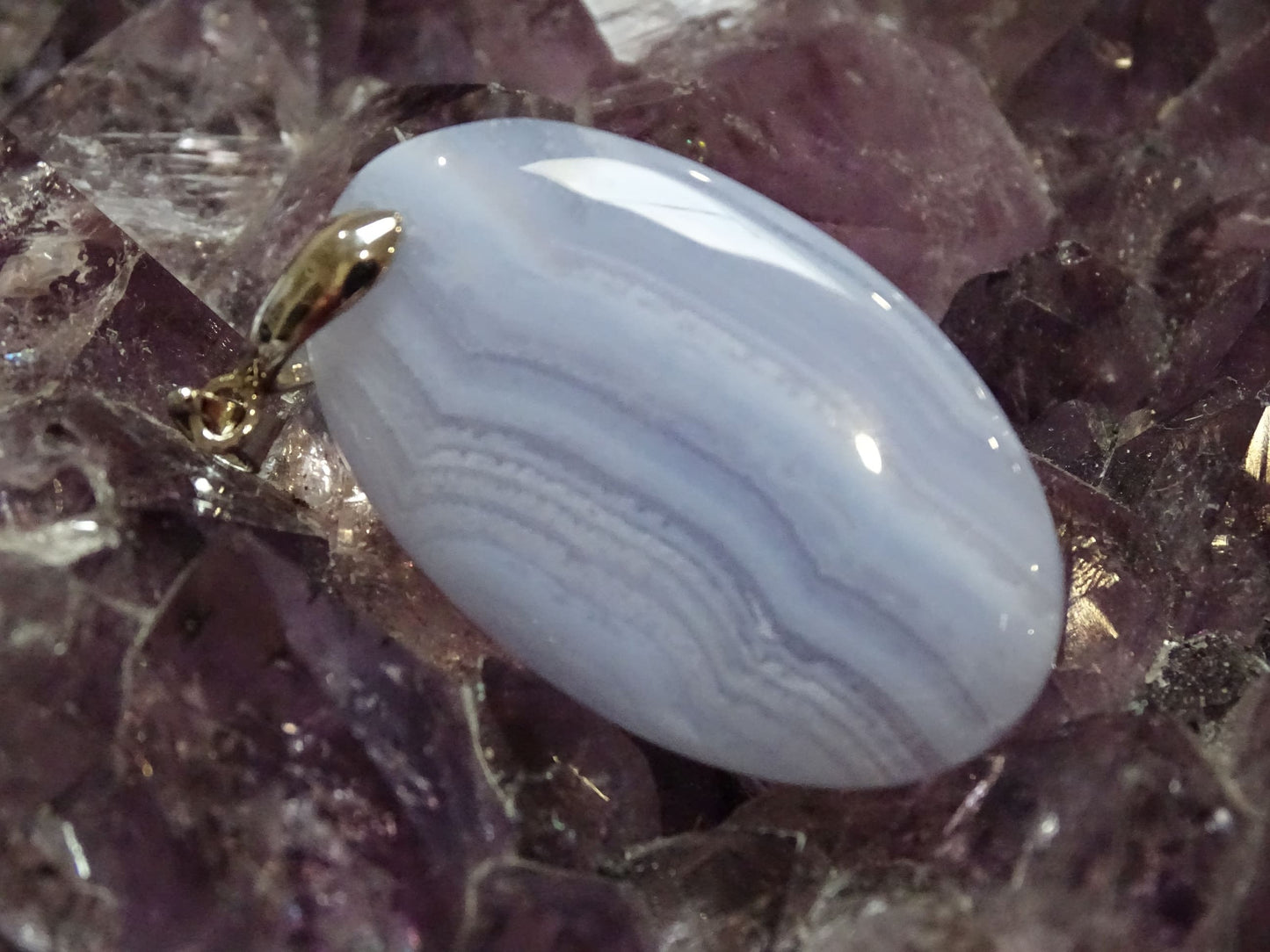 Pendentif Calcédoine Bleue - Pendentifs - Colibri Minéraux et Bien-être