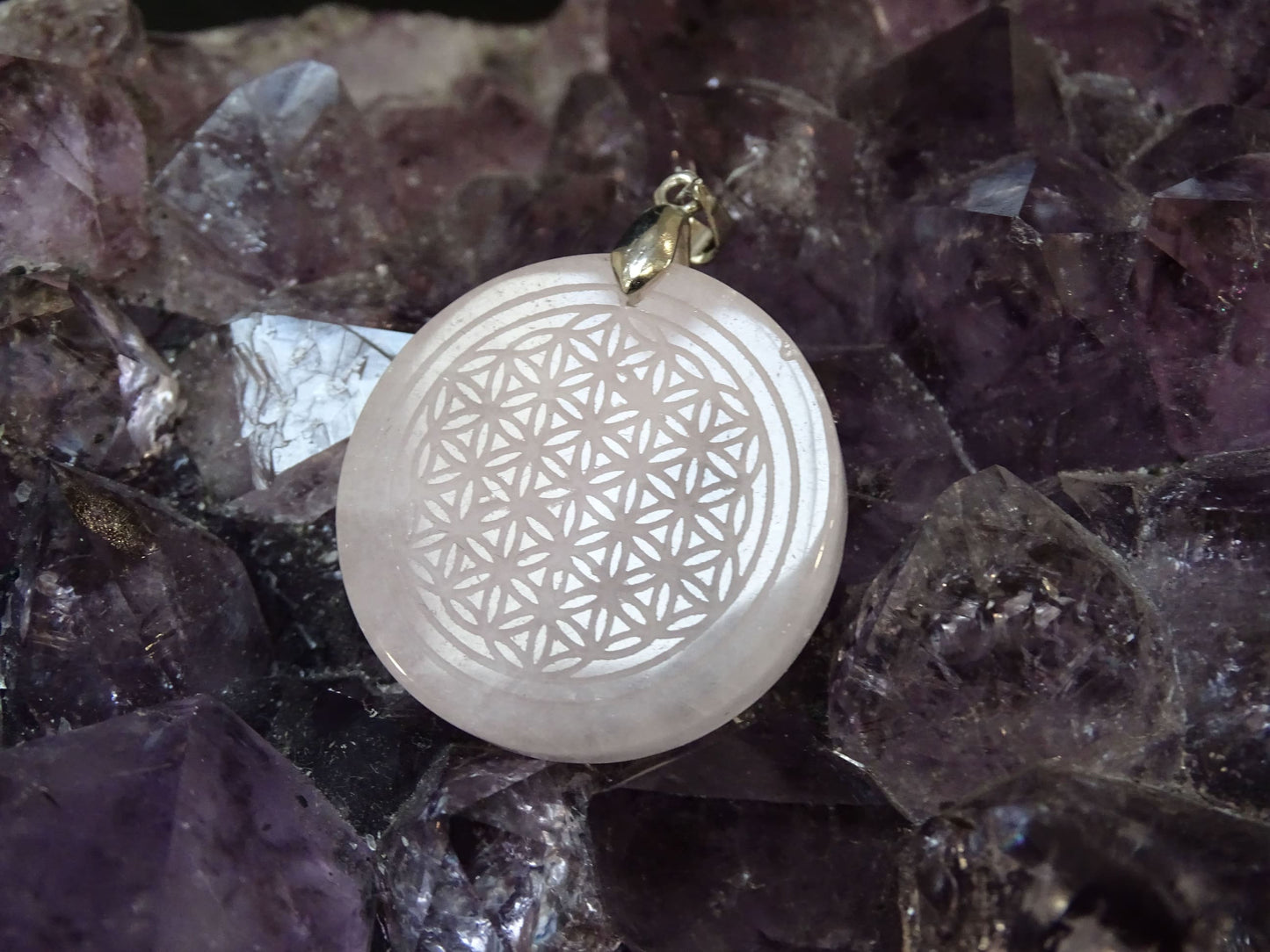 Pendentif Quartz Rose Fleur de Vie - Pendentifs - Colibri Minéraux et Bien-être