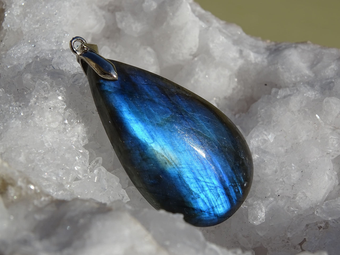 Pendentif Labradorite - Pendentifs - Colibri Minéraux et Bien-être