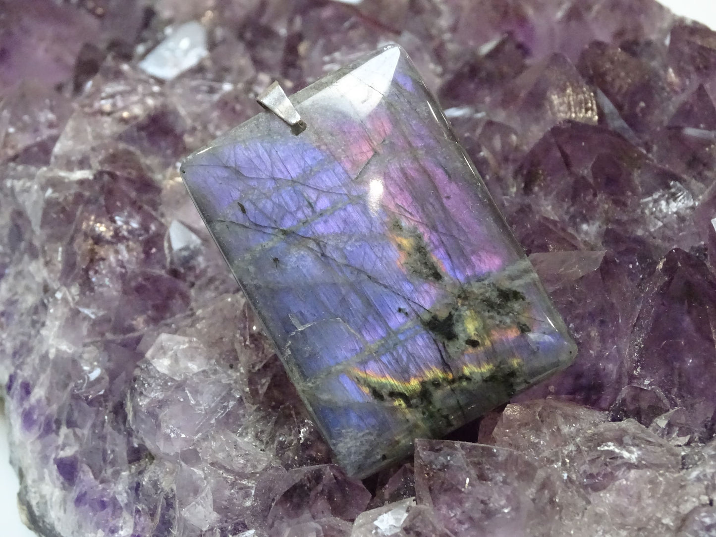 Pendentif Labradorite - Pendentifs - Colibri Minéraux et Bien-être