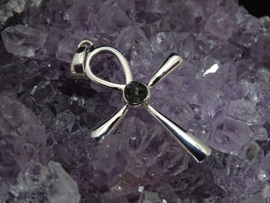 Pendentif Moldavite Argent 925 Croix d'Ankh - Pendentifs - Colibri Minéraux et Bien-être