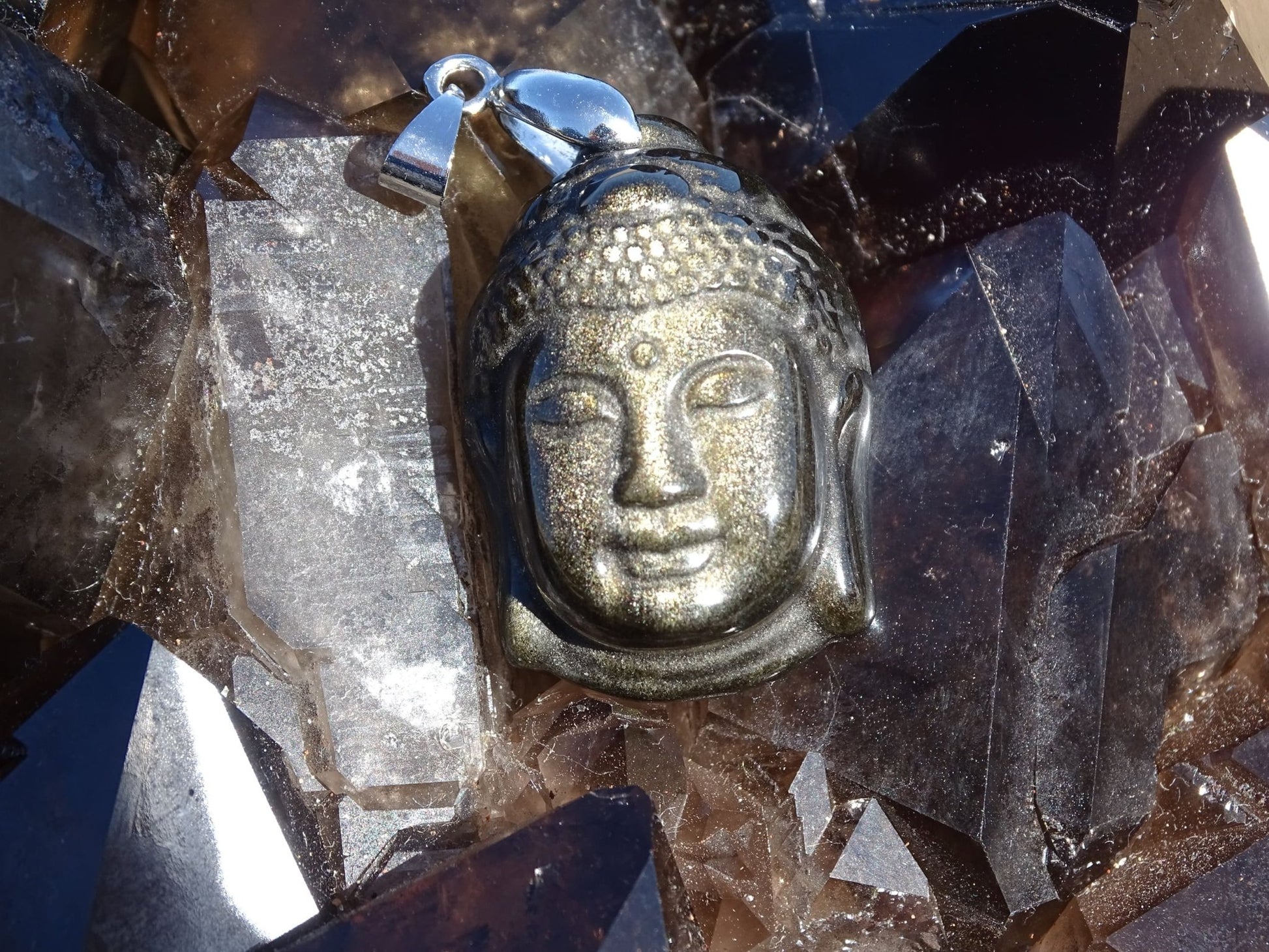 Pendentif Obsidienne Dorée Bouddha - Pendentifs - Colibri Minéraux et Bien-être