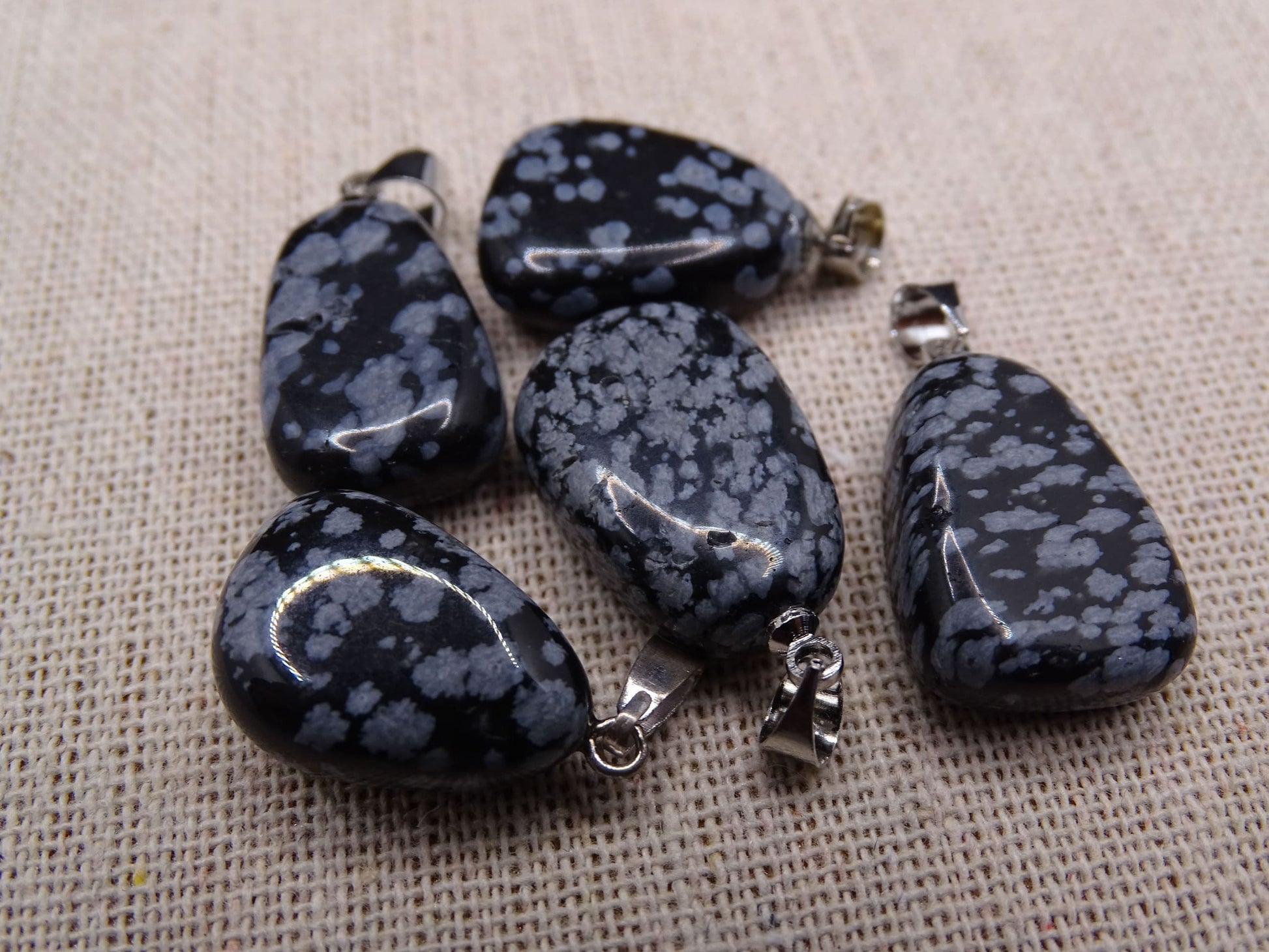 Pendentif Obsidienne Flocon de Neige - Pendentifs - Colibri Minéraux et Bien-être