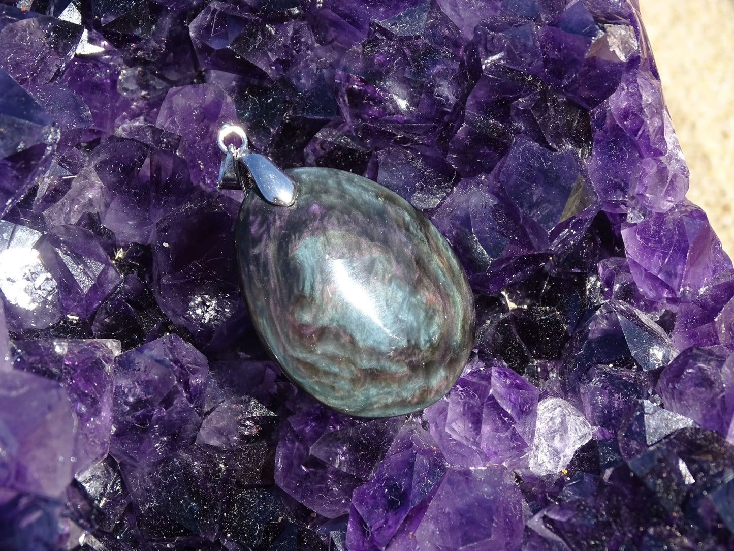 Pendentif Obsidienne Manta Huichol - Pendentifs - Colibri Minéraux et Bien-être