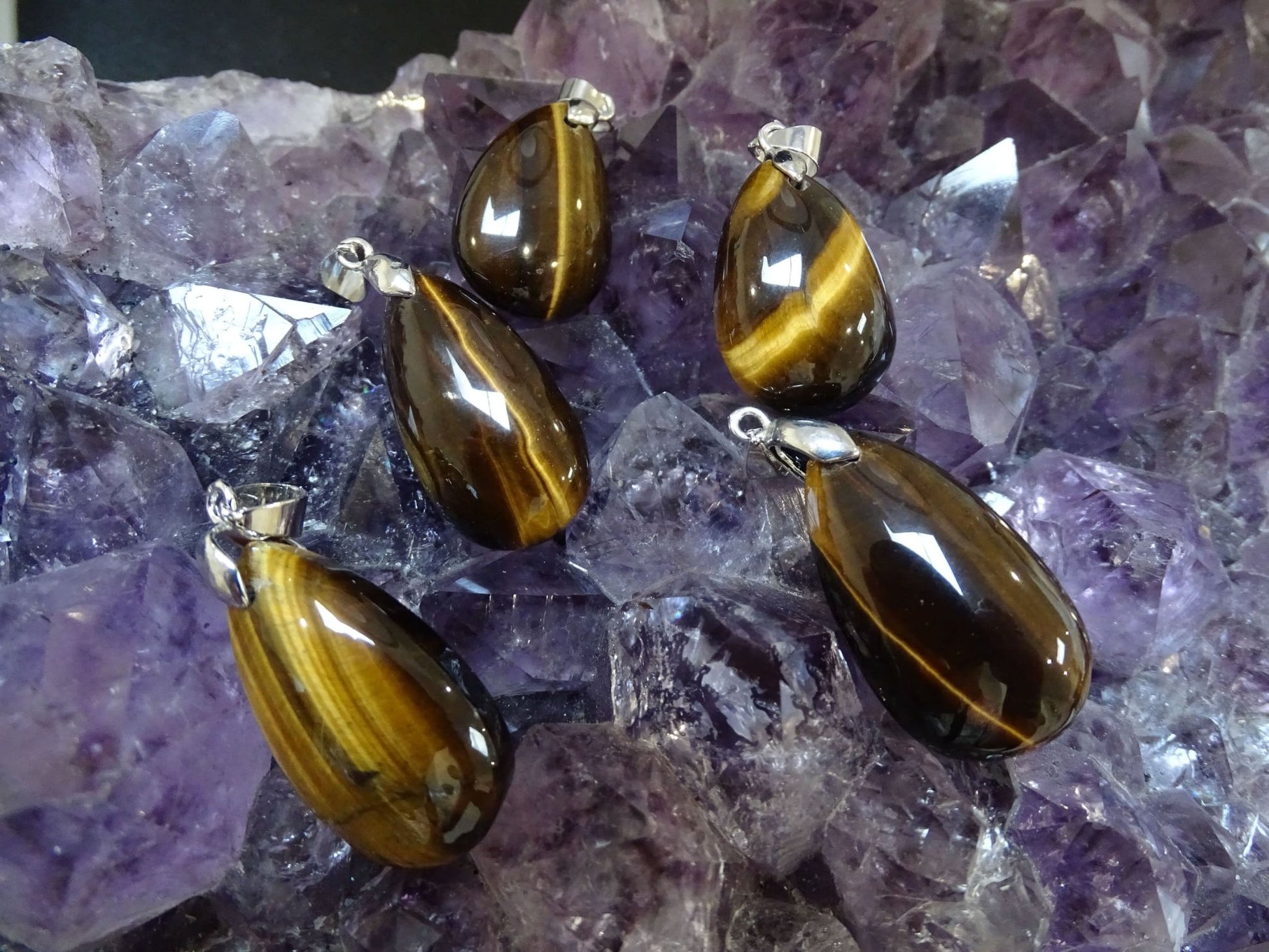Pendentif Oeil de Tigre - Pendentifs - Colibri Minéraux et Bien-être