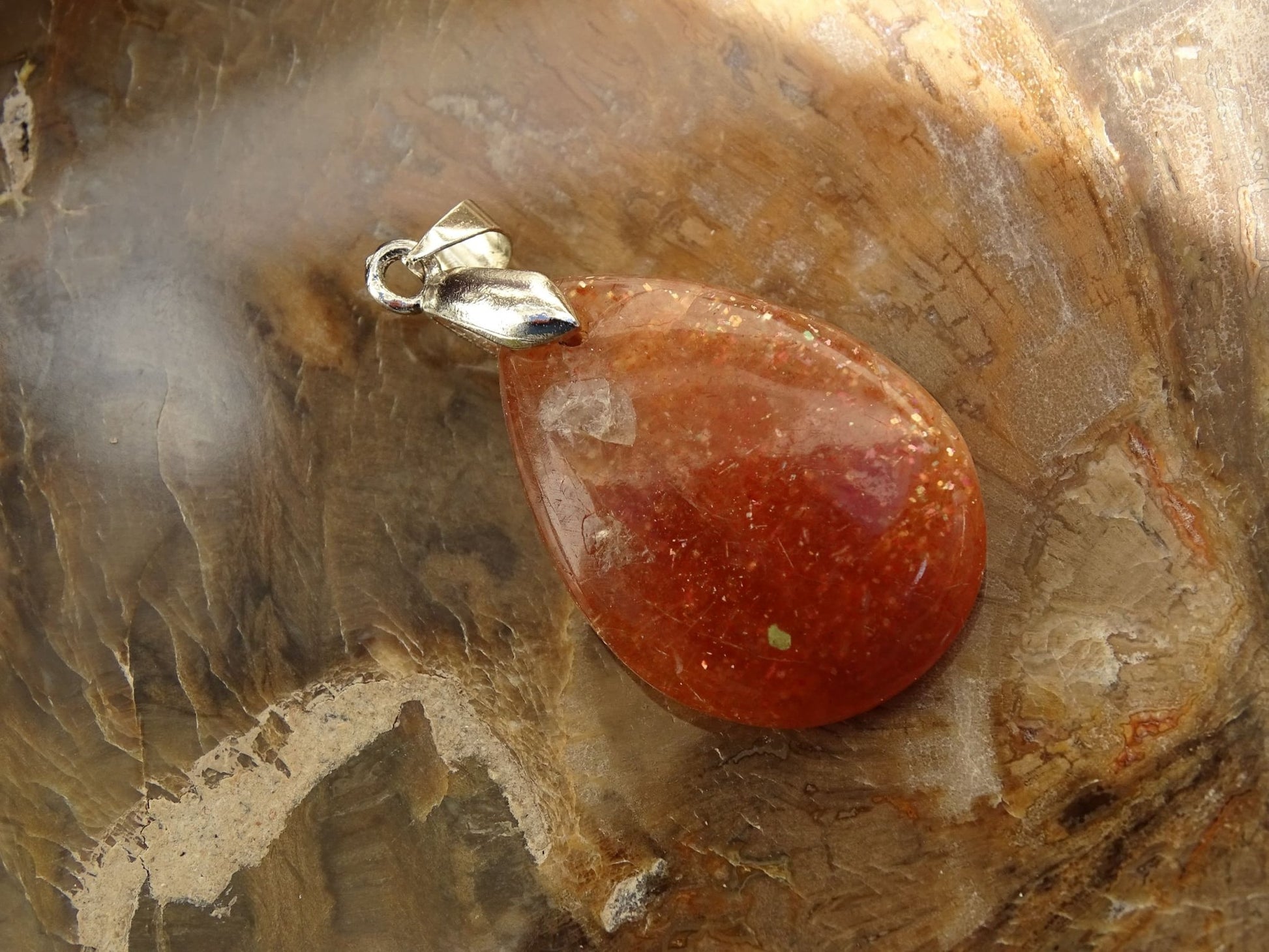 Pendentif Pierre de Soleil - Pendentifs - Colibri Minéraux et Bien-être