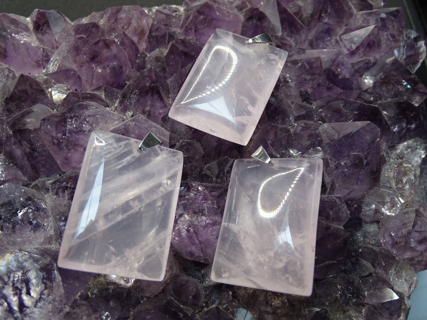 Pendentif Quartz Rose - Pendentifs - Colibri Minéraux et Bien-être