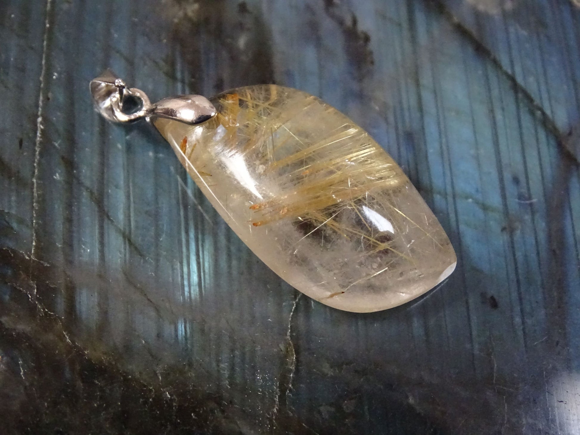 Pendentif Quartz Rutile - Pendentifs - Colibri Minéraux et Bien-être
