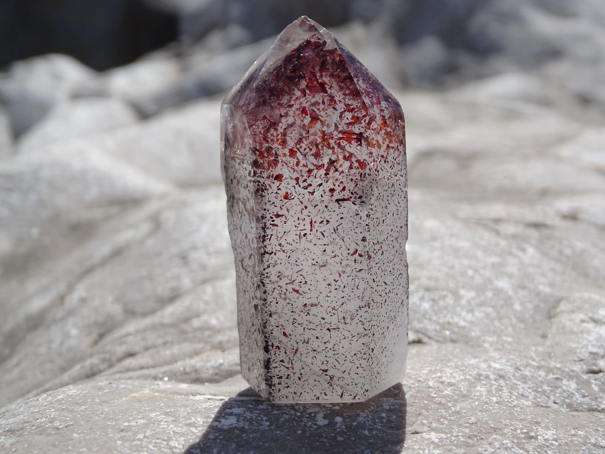 Quartz Arlequin Hématites - Cristaux - Colibri Minéraux et Bien-être