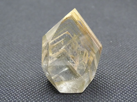 Quartz Fantôme - Cristaux - Colibri Minéraux et Bien-être