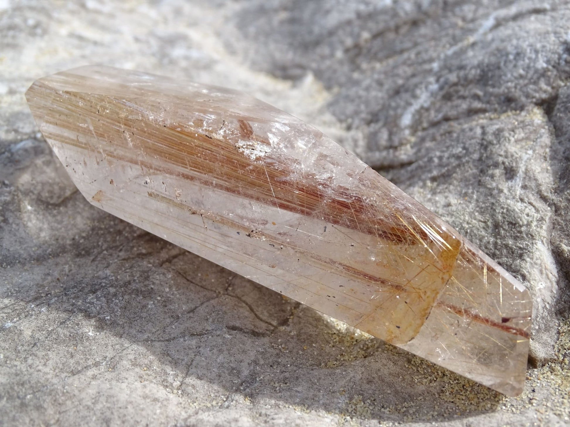 Quartz Rutile Forme Libre - Cristaux - Colibri Minéraux et Bien-être