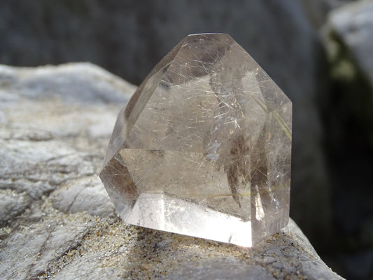 Quartz Rutile Forme Libre - Cristaux - Colibri Minéraux et Bien-être