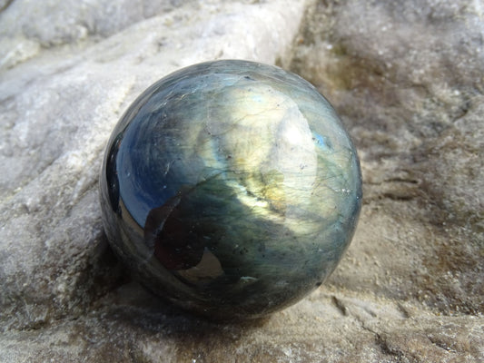 Sphère Labradorite - Pierres - Colibri Minéraux et Bien-être