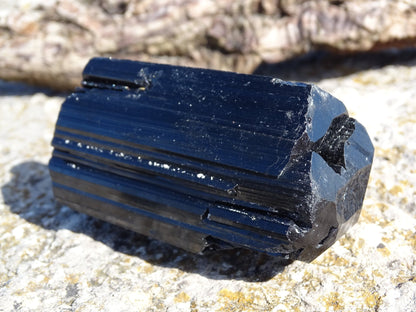 Tourmaline Noire Biterminée - Pierres - Colibri Minéraux et Bien-être